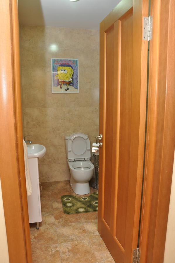 Art Hostel Almaty Bagian luar foto