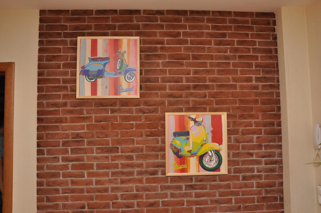 Art Hostel Almaty Bagian luar foto