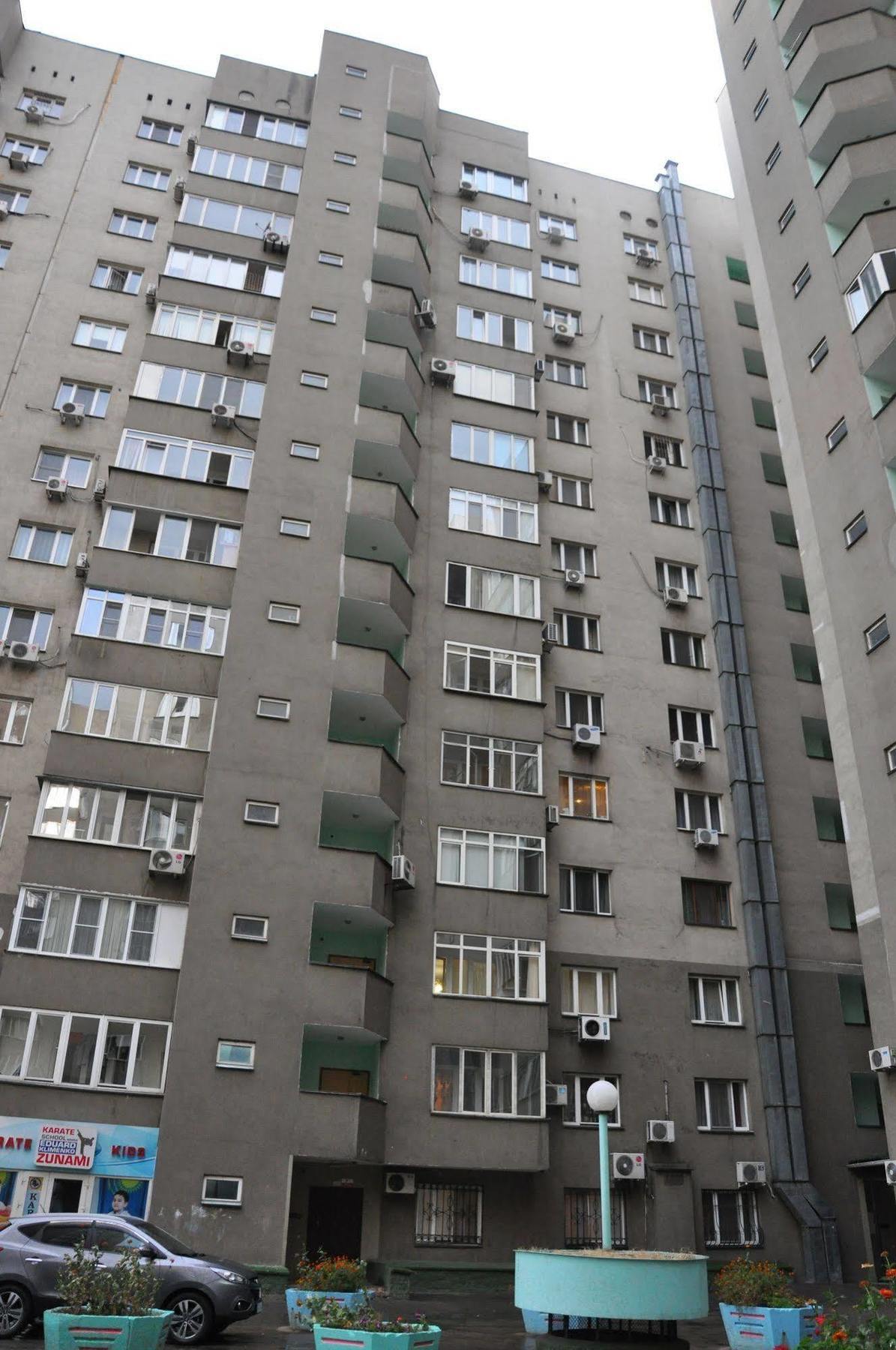 Art Hostel Almaty Bagian luar foto